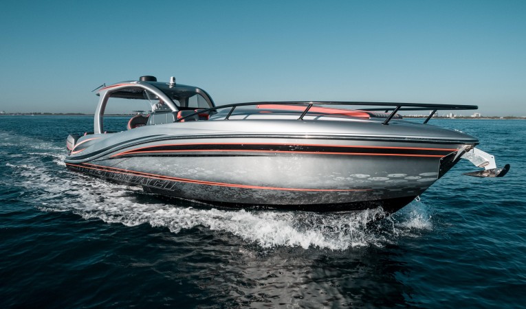 39 Deep Impact Stbd Bow