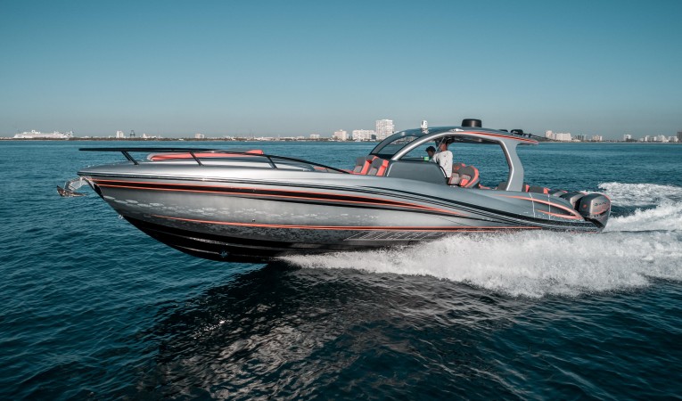39 Deep Impact Stbd Profile