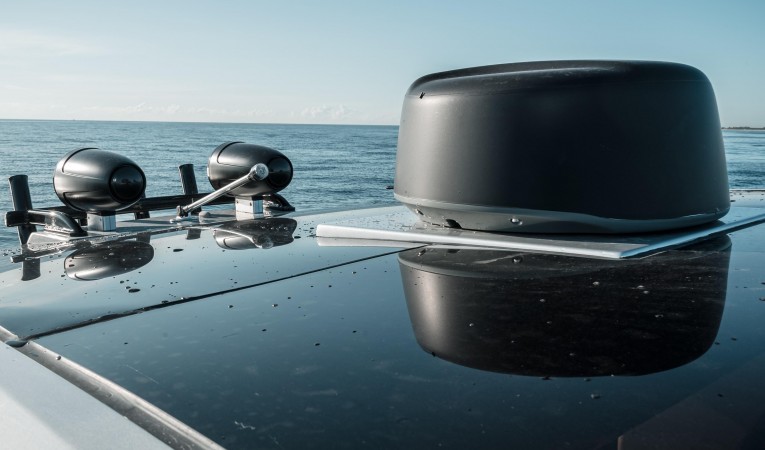 39 Deep Impact Radar and Speakers