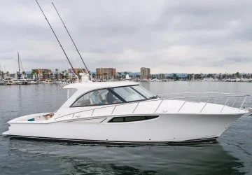 42' Mag Bay 2023