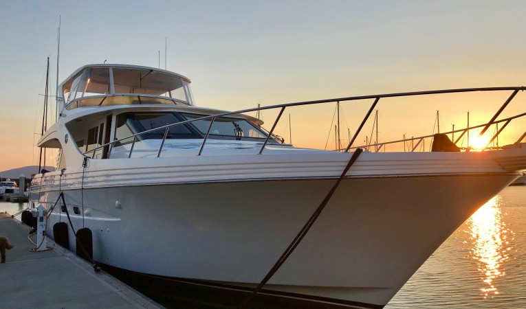 63 Ocean Alexander 