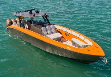 43' Midnight Express 2020