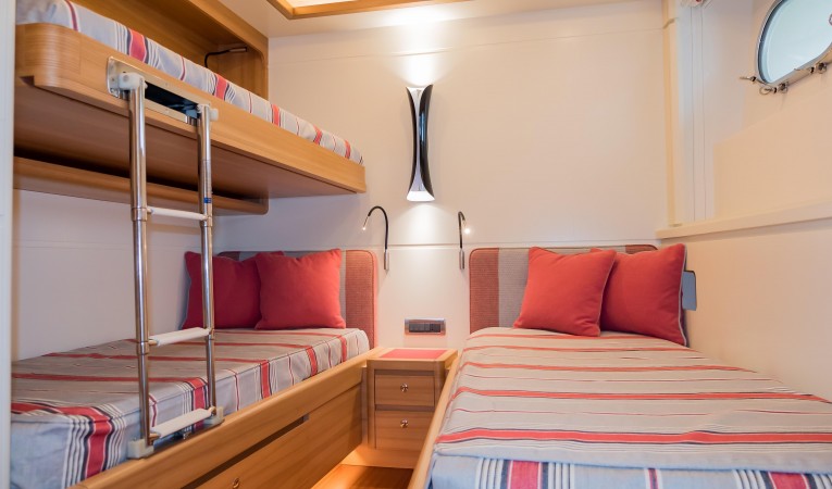 86 Cantiere Delle Marche 3RD STATEROOM