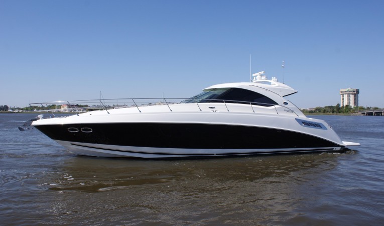 54 Sea Ray port profile