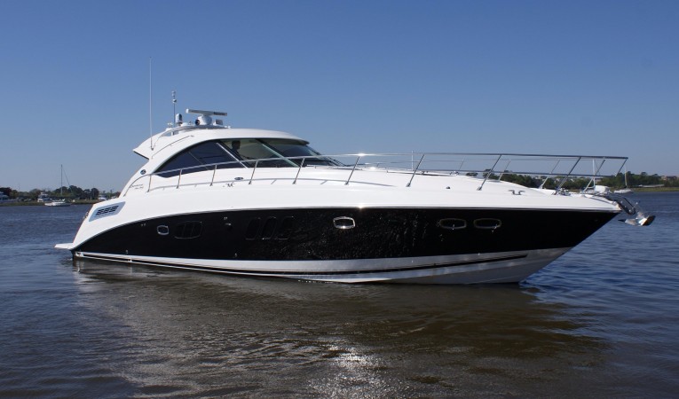 54 Sea Ray profile