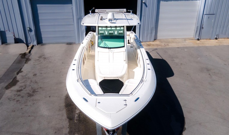 35 Boston Whaler 