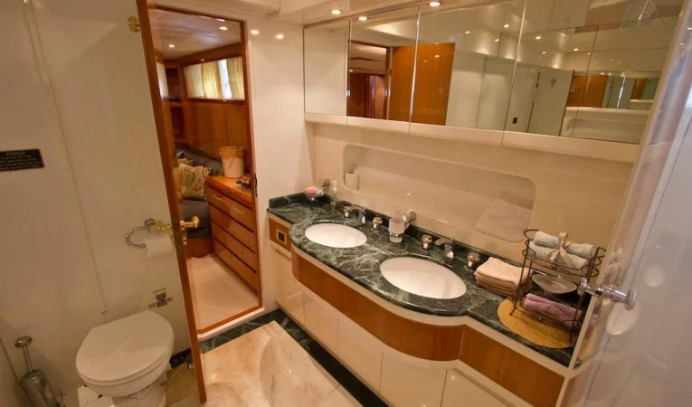 65 Azimut Master Stateroom En-suite Head