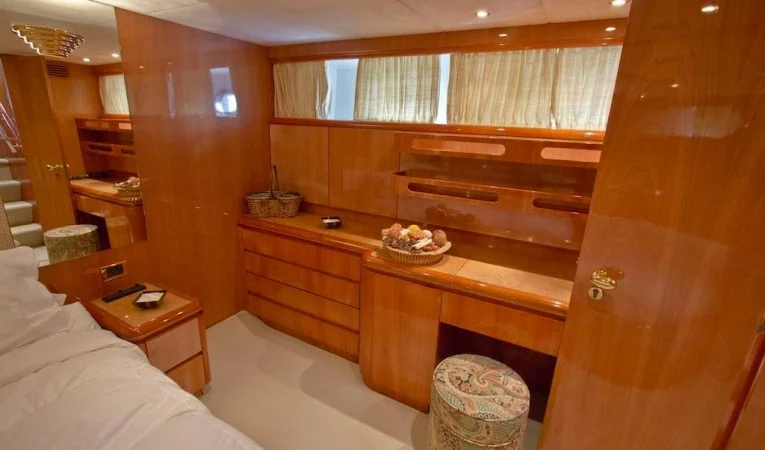 65 Azimut Master Stateroom Vanity