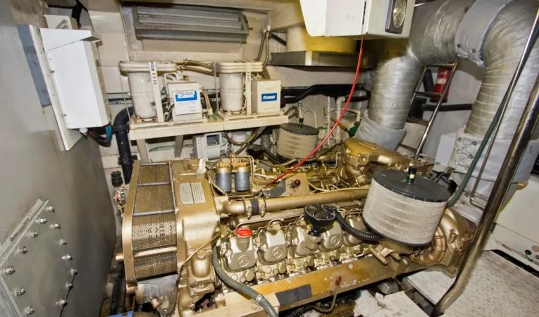 65 Azimut Port Main Engine