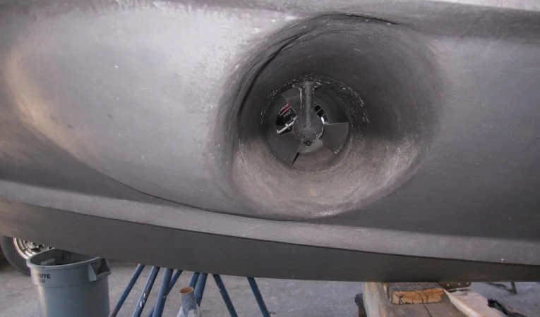 65 Azimut Bow Thruster