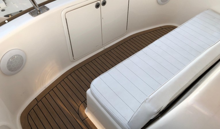 34 Riviera Forward Bridge Seating