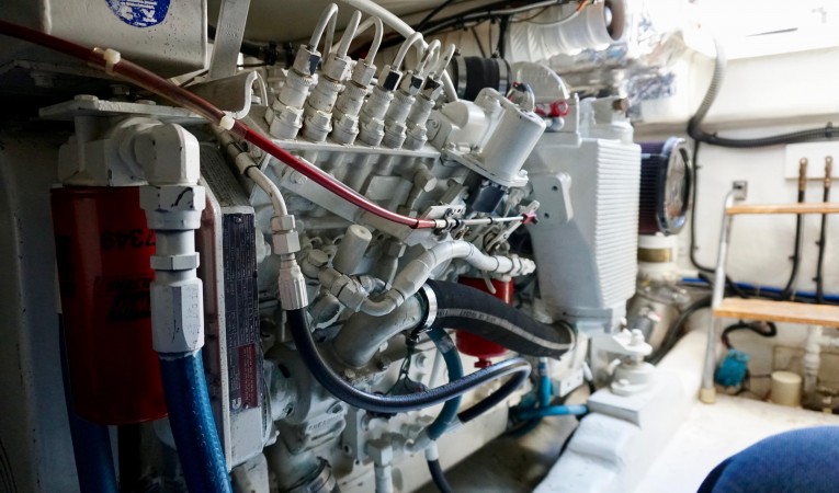 34 Riviera Starboard Engine