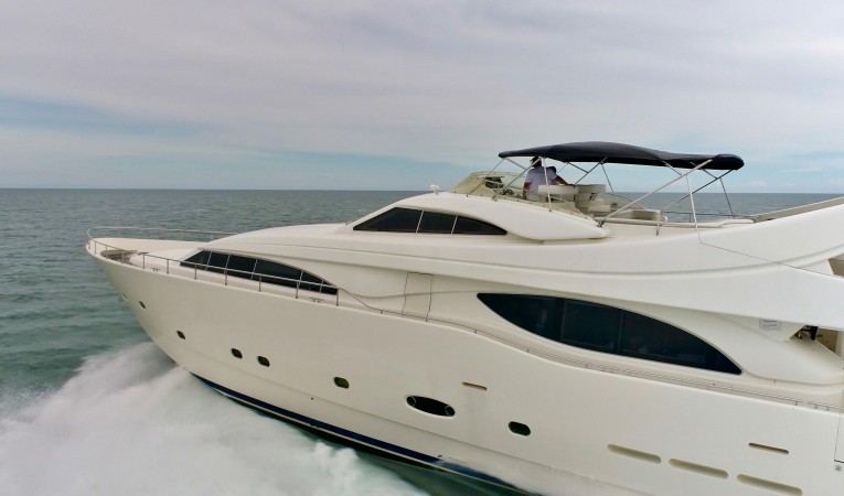 94 Ferretti 