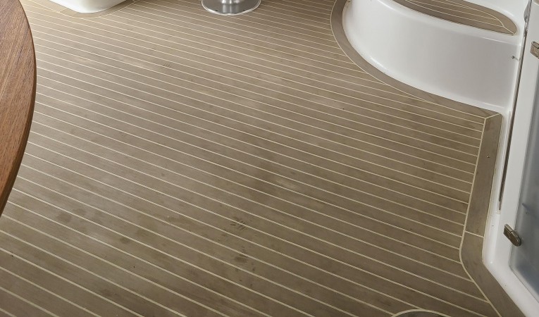 50 Xquisite Yachts 