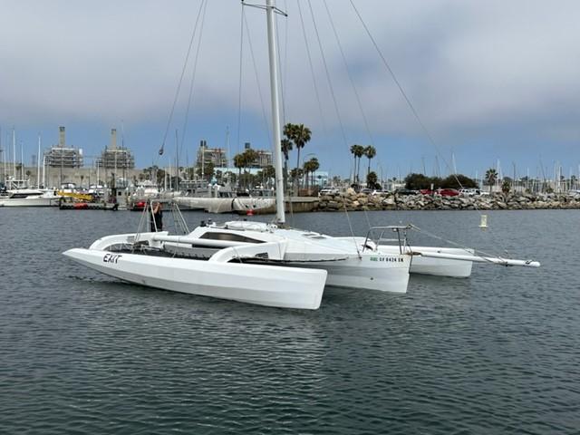 raw 30 trimaran