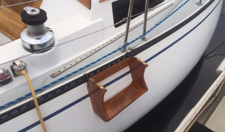 38 Catalina Dock Step for Boarding