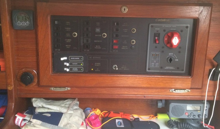 38 Catalina Eectrical Panel