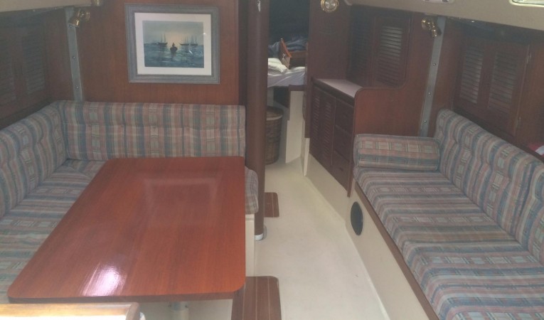 38 Catalina Interior