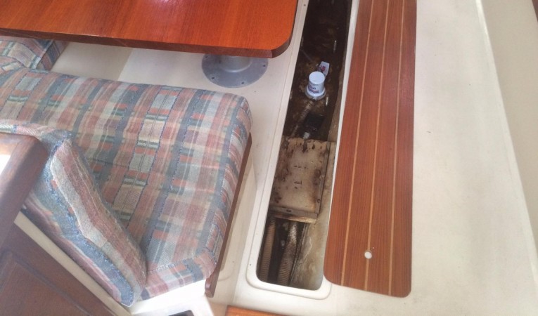 38 Catalina Clean Bilges