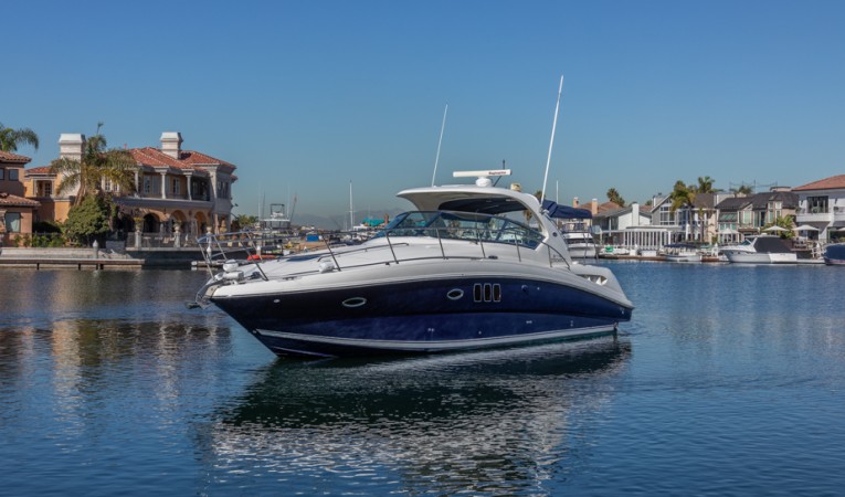 38 Sea Ray 