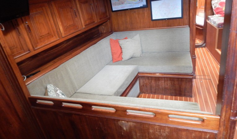 45 Bruce Roberts Salon Seating