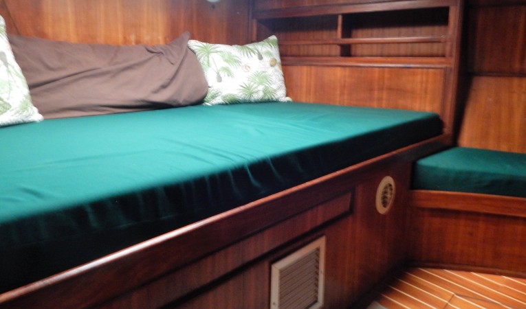 45 Bruce Roberts Afrt cabin-2