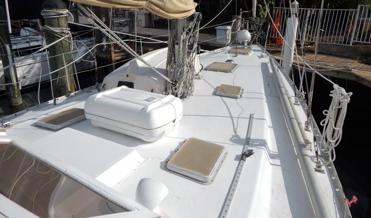 45 Bruce Roberts Forward deck