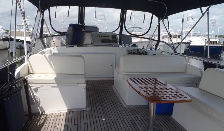 42 Grand Banks 