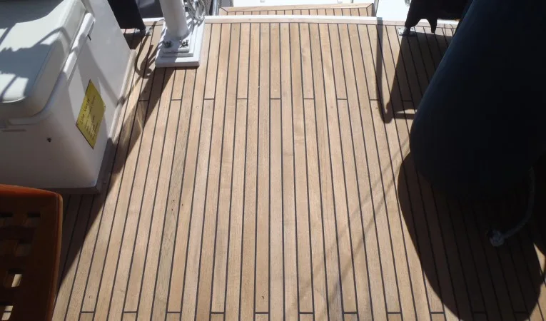 42 Grand Banks 