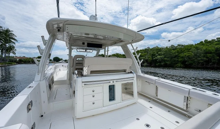 42 Boston Whaler 