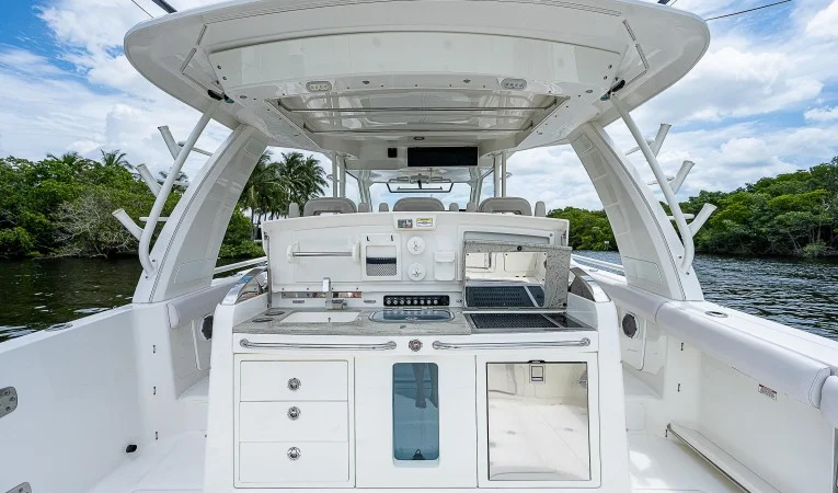 42 Boston Whaler 