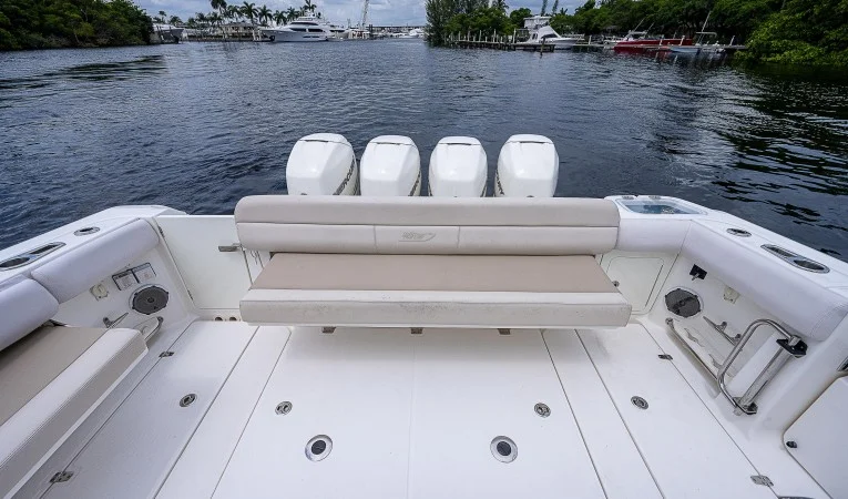 42 Boston Whaler 