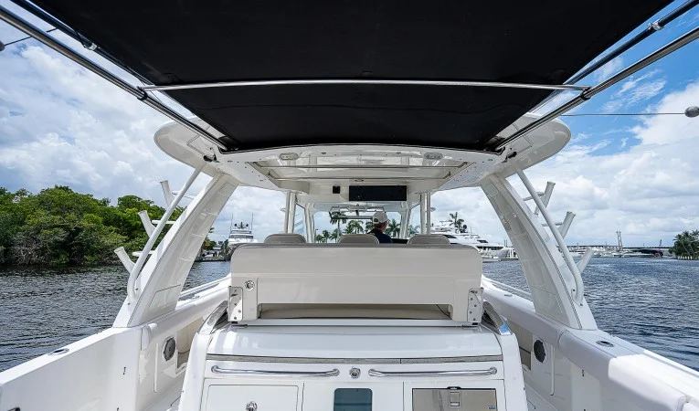 42 Boston Whaler 