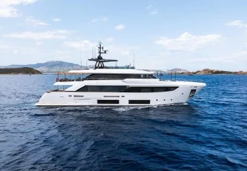 108' Custom Line 2024