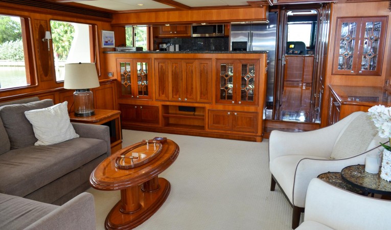 73 Outer Reef Yachts 