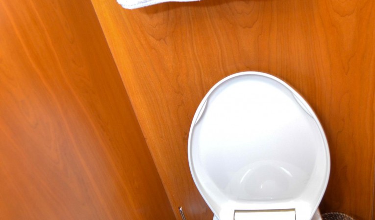 73 Outer Reef Yachts 