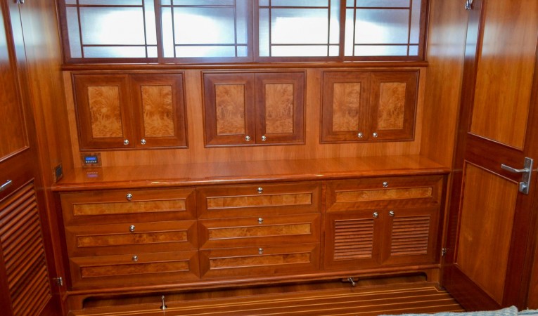 73 Outer Reef Yachts 