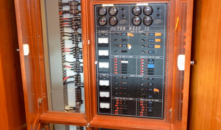 73 Outer Reef Yachts 