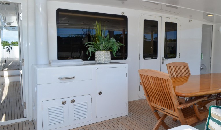 73 Outer Reef Yachts 