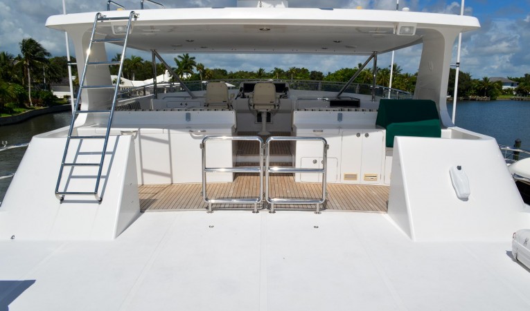 73 Outer Reef Yachts 