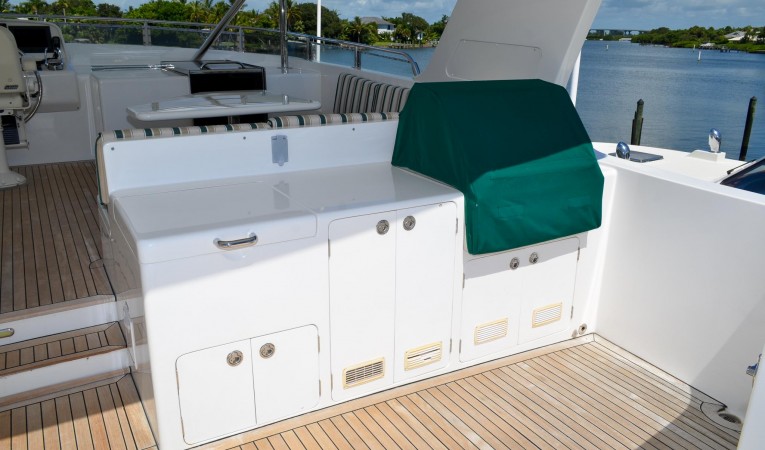 73 Outer Reef Yachts 