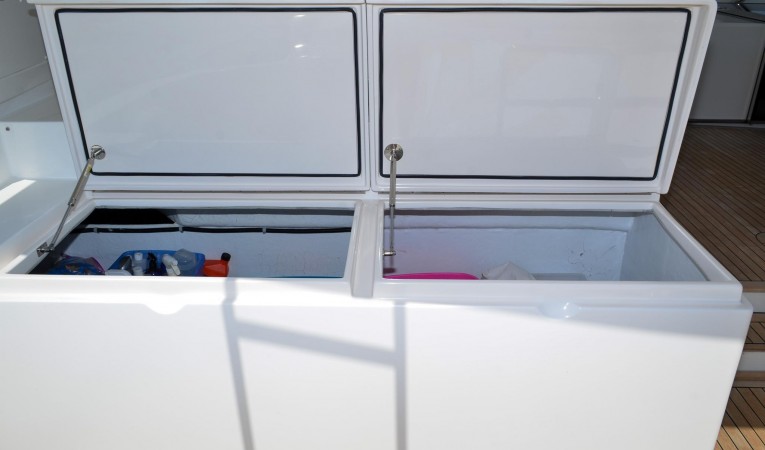 73 Outer Reef Yachts 