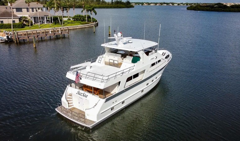 73 Outer Reef Yachts 