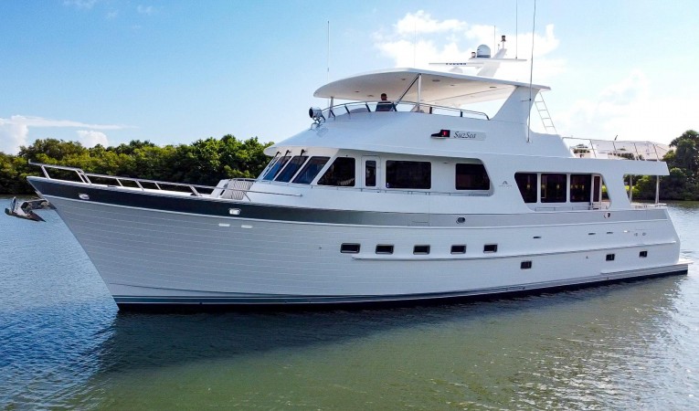 73 Outer Reef Yachts 