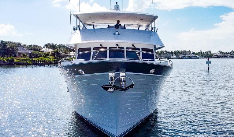 73 Outer Reef Yachts 