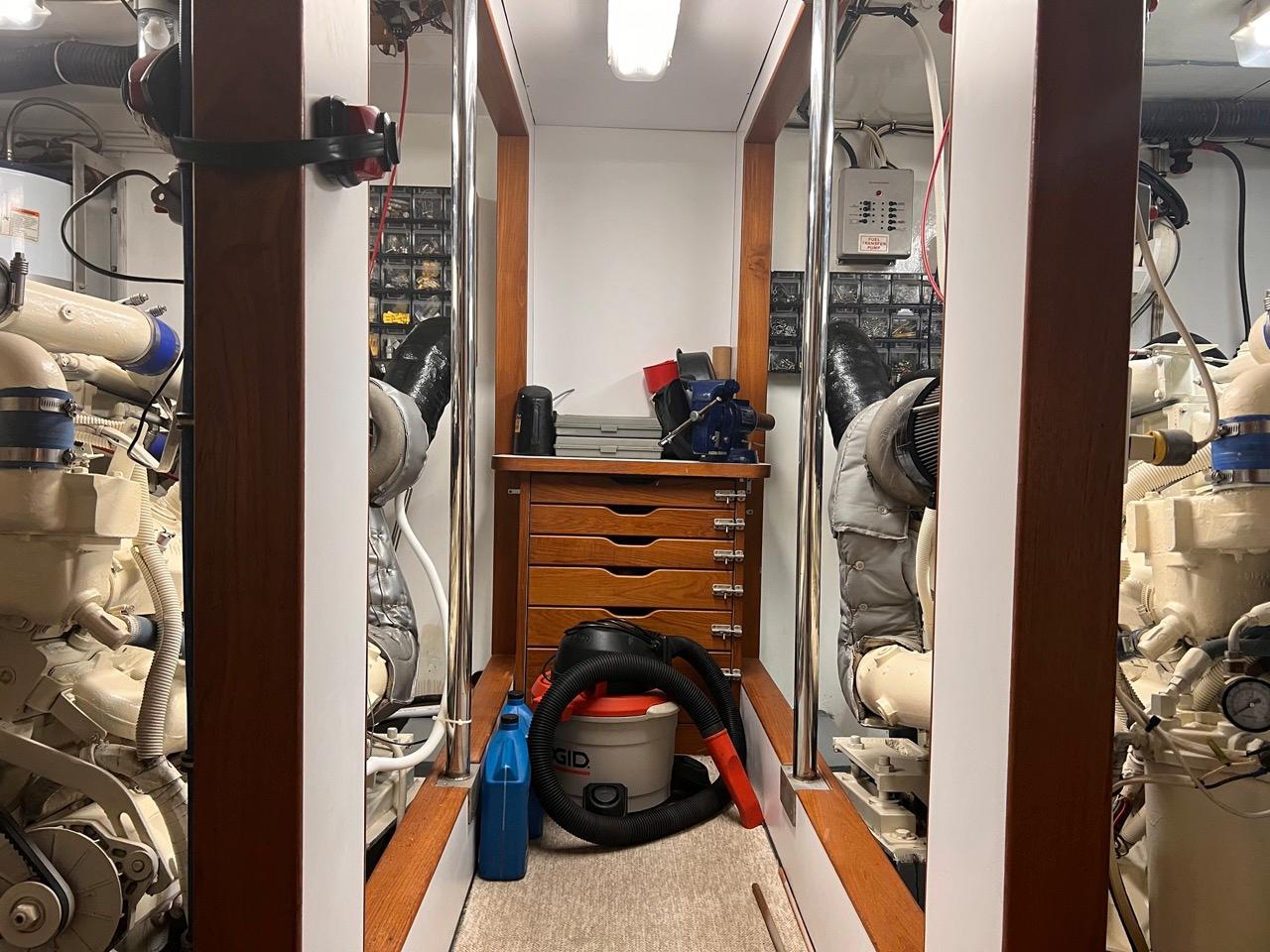 70 Hatteras 1986 Lady T Marina Del Rey, California