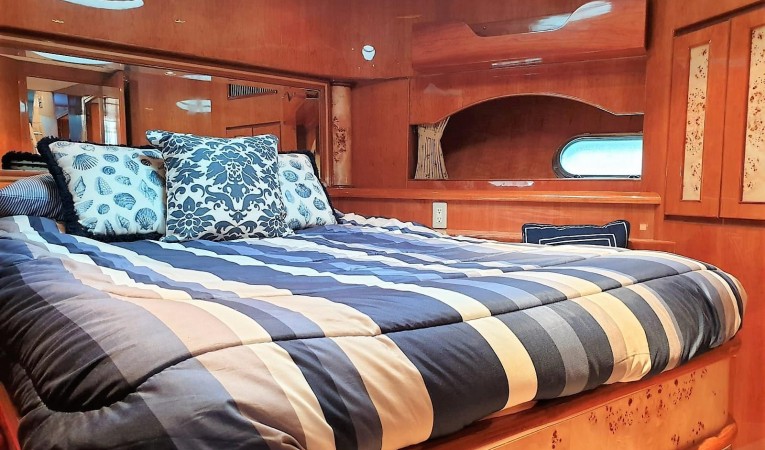 72 Vitech Forward VIP Cabin