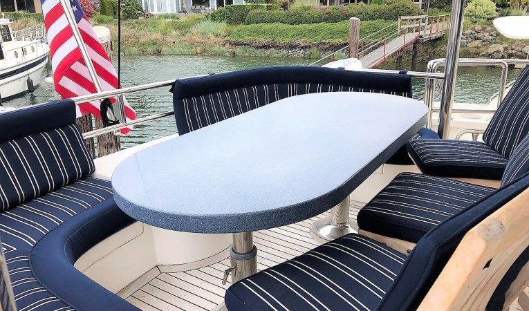 72 Vitech Main Deck Aft