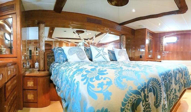 72 Vitech Master Cabin