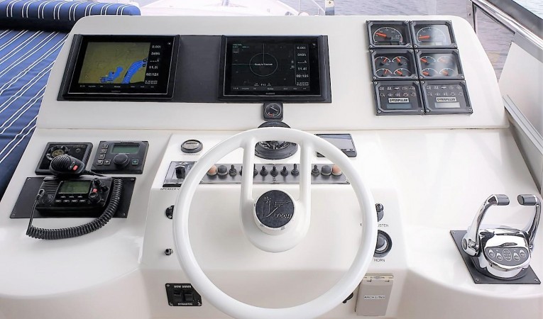 72 Vitech Flybridge